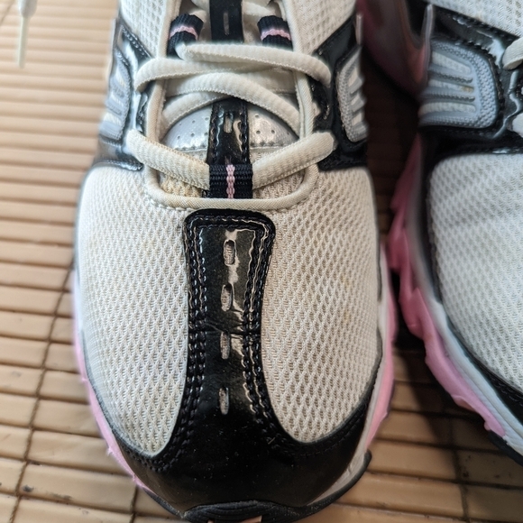 Nike Air BRS1000 Trail Running Womens Size 9. With original box. - Picture 4 of 10